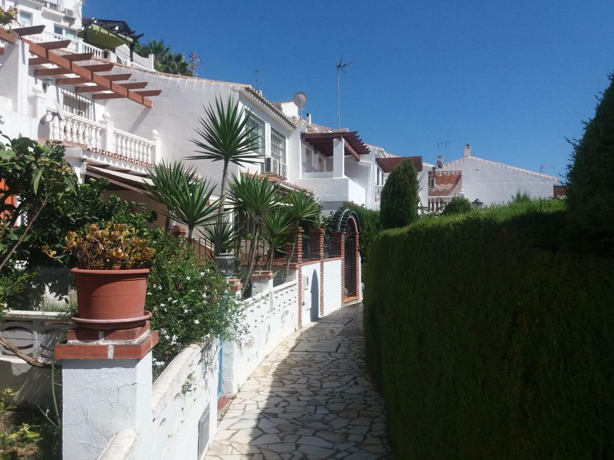 Chalet Adosado Con Piscina En La Cala Del Moral Exterior photo
