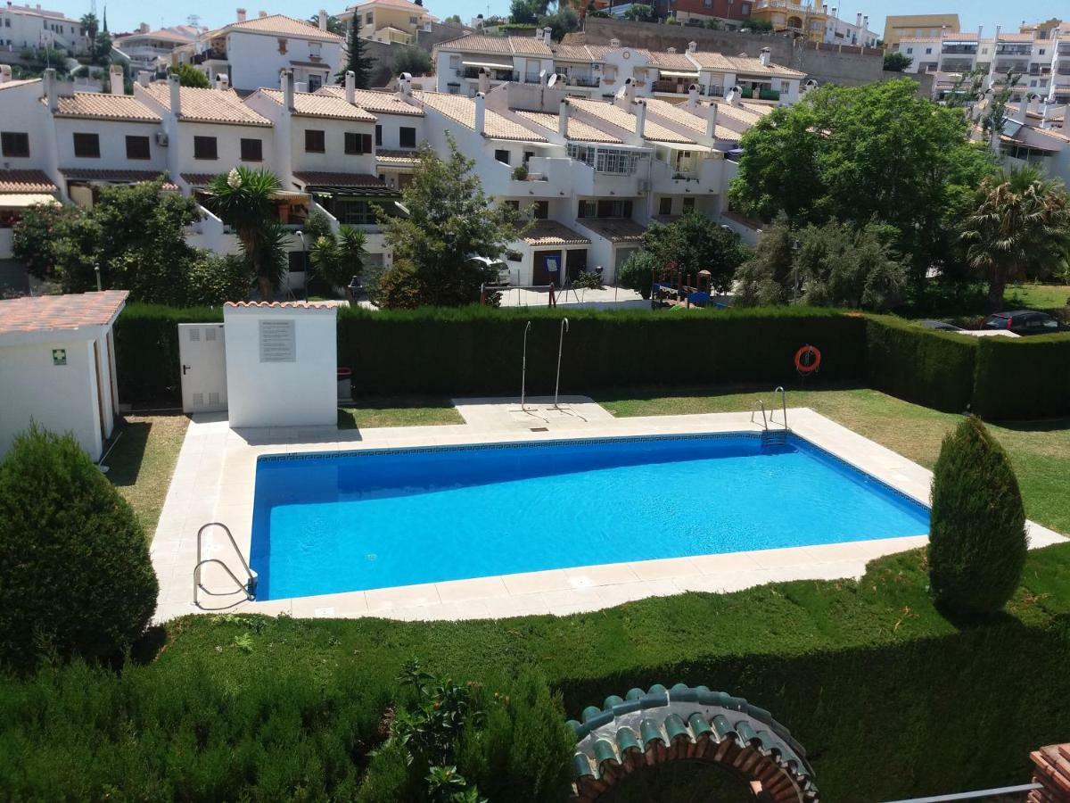 Chalet Adosado Con Piscina En La Cala Del Moral Exterior photo